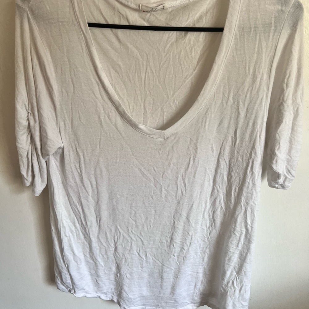Glitz White Short Sleeve V-Neck Tee